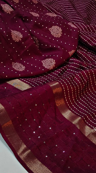 Lassitude Dark Pink Digital Printed Dola Silk Saree With Gratifying Blouse Piece