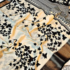 Trendy Off White Digital Printed Soft Silk Saree With Flaunt Blouse Piece