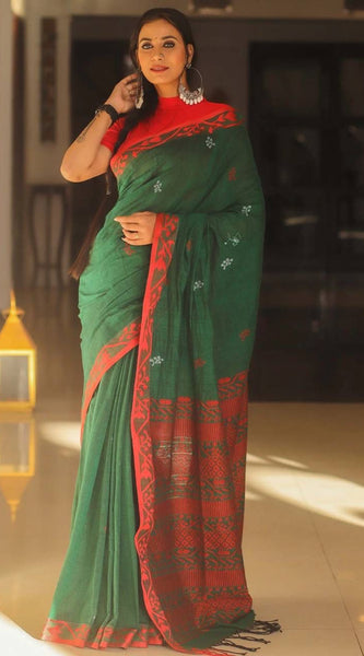 Proficient Green Cotton Silk Saree With Gratifying Blouse Piece