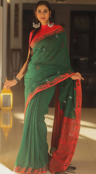 Proficient Green Cotton Silk Saree With Gratifying Blouse Piece