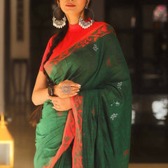 Proficient Green Cotton Silk Saree With Gratifying Blouse Piece