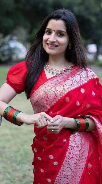 Nebula Red Cotton Silk Saree With Beguiling Blouse Piece