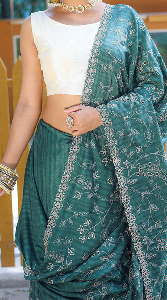 Beauteous Rama Embroidery Work Soft Silk Saree With Ideal Blouse Piece
