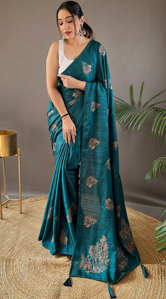 Enigmatic Rama Embroidery Work Soft Silk Saree With Pulsating Blouse Piece