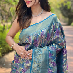 Gorgeous Firozi Kanjivaram Silk Saree With Stylish Blouse Piece