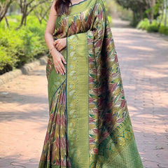 Invaluable Green Kanjivaram Silk Saree With Intricate Blouse Piece