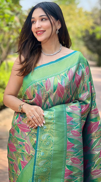 Twirling Sea Green Kanjivaram Silk Saree With Super Classy Blouse Piece