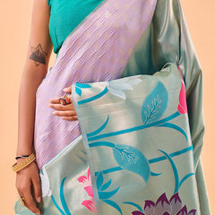 Conflate Lavender Paithani Silk Saree With Lissome Blouse Piece