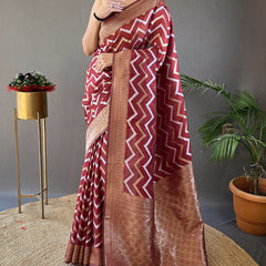 Pretty Maroon Cotton Silk Saree With Capricious Blouse Piece