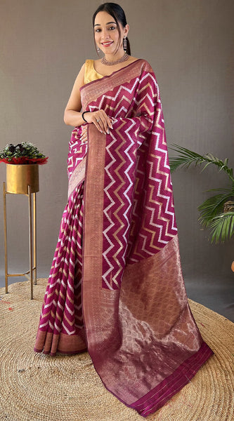 Breathtaking Purple Cotton Silk Saree With Majesty Blouse Piece