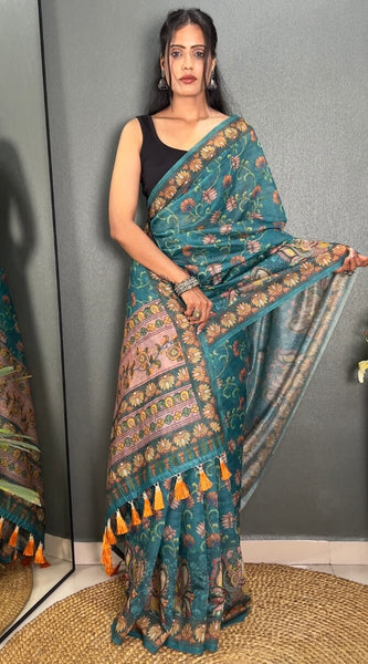 Redolent Rama Kalamkari Printed Saree With Denouement Blouse Piece