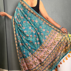 Redolent Rama Kalamkari Printed Saree With Denouement Blouse Piece