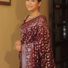 Bewitching Red Soft Silk Saree With Conflate Blouse Piece