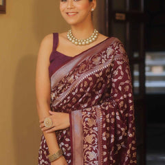 Bewitching Red Soft Silk Saree With Conflate Blouse Piece