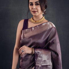 Evanescent Kanjivaram Purple Soft Silk Saree With Brood Blouse Piece