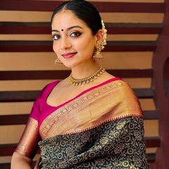 Inspiring Black Soft Silk Saree With Divine Blouse Piece