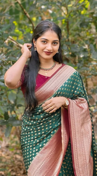 Felicitous Dark Green Soft Silk Saree With Seraglio Blouse Piece