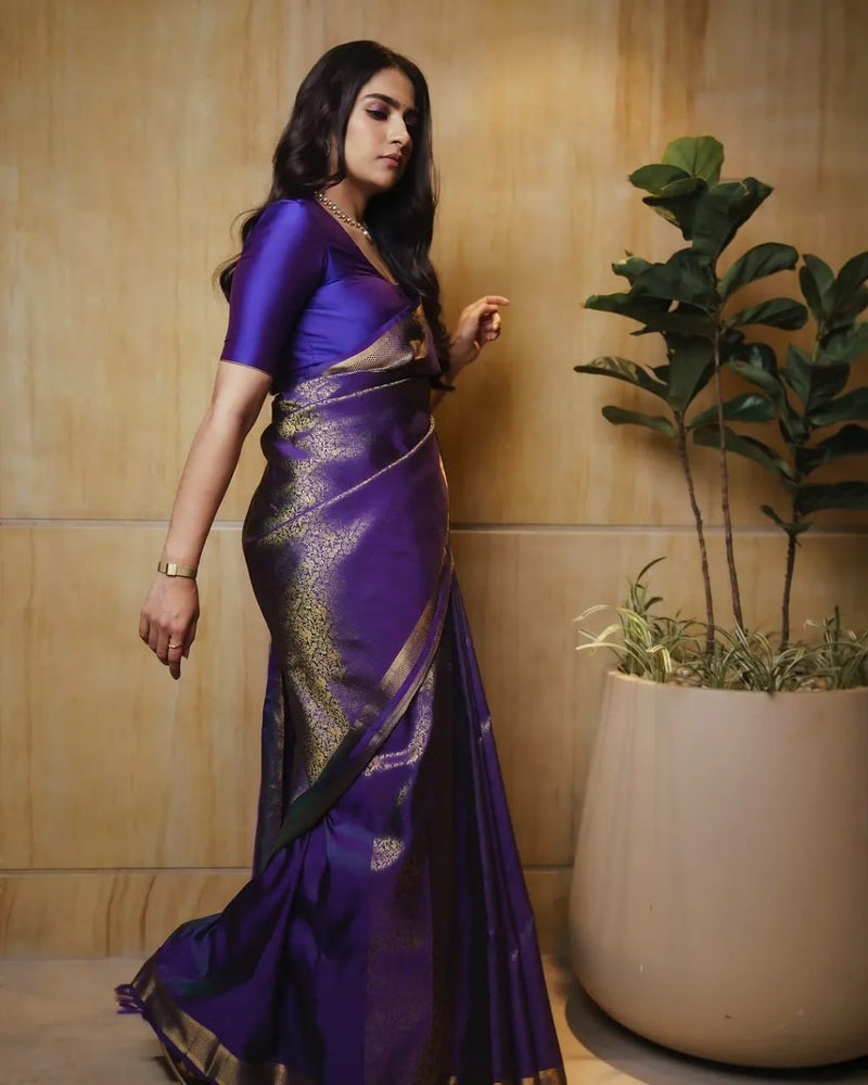 Comely Purple Soft Silk Saree With Evocative Blouse Piece