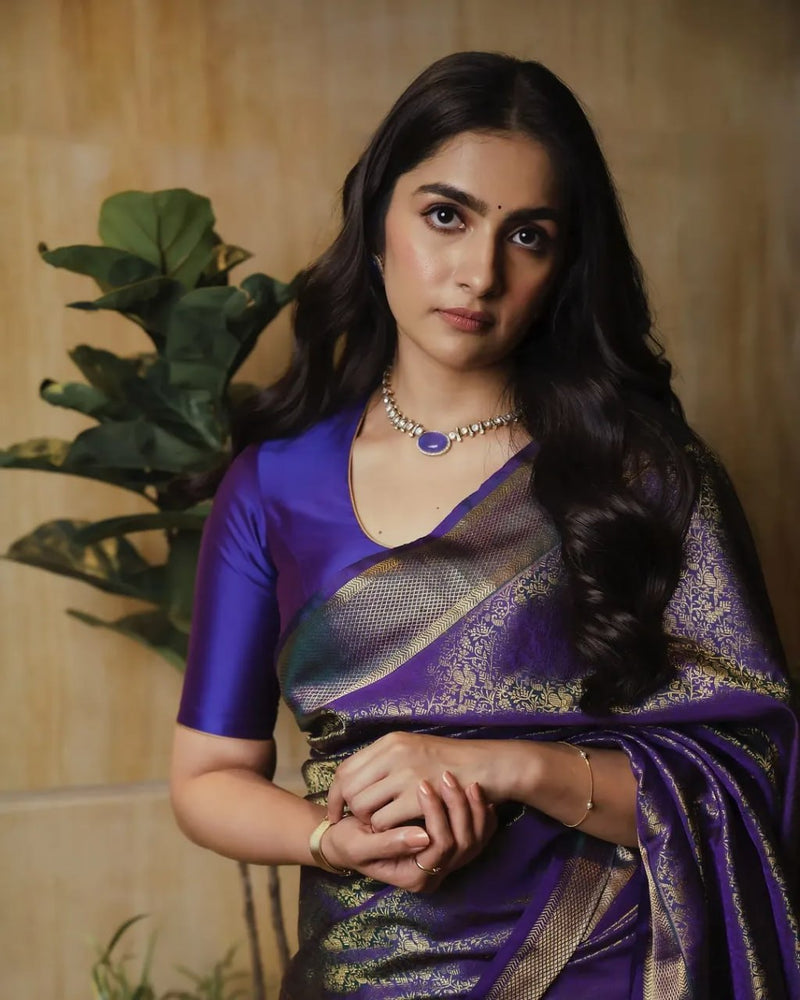 Comely Purple Soft Silk Saree With Evocative Blouse Piece