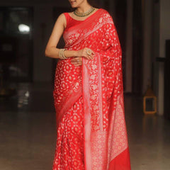Bewitching Red Soft Silk Saree With Conflate Blouse Piece