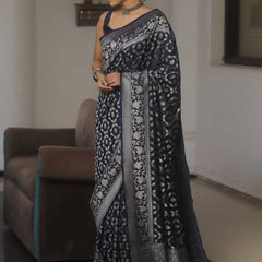 Bewitching Red Soft Silk Saree With Conflate Blouse Piece