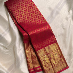 Sumptuous Red Soft Banarasi Silk Saree With Imaginative Blouse Piece