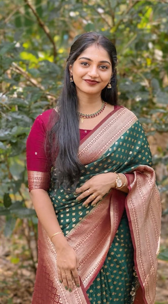 Felicitous Dark Green Soft Silk Saree With Seraglio Blouse Piece