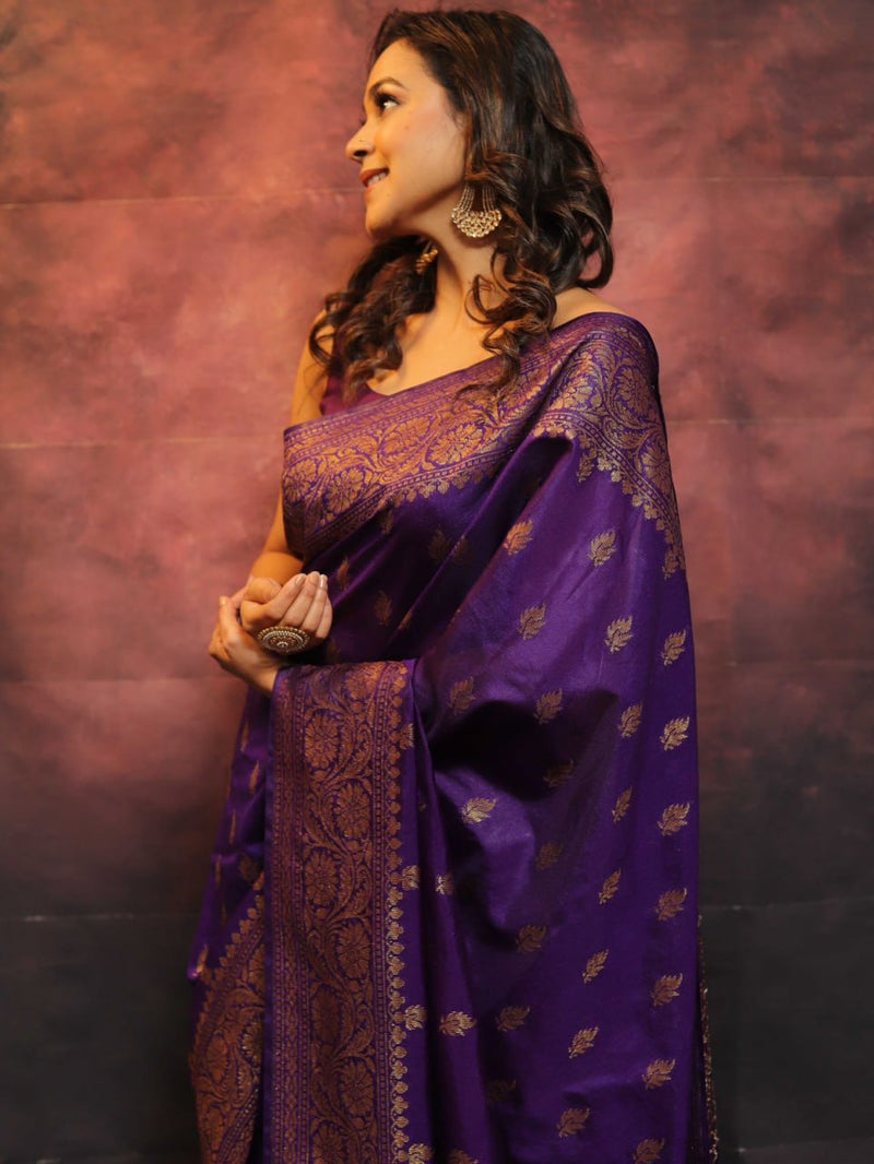 Fantabulous Purple Banarasi soft Silk Saree With Pleasurable Blouse Piece