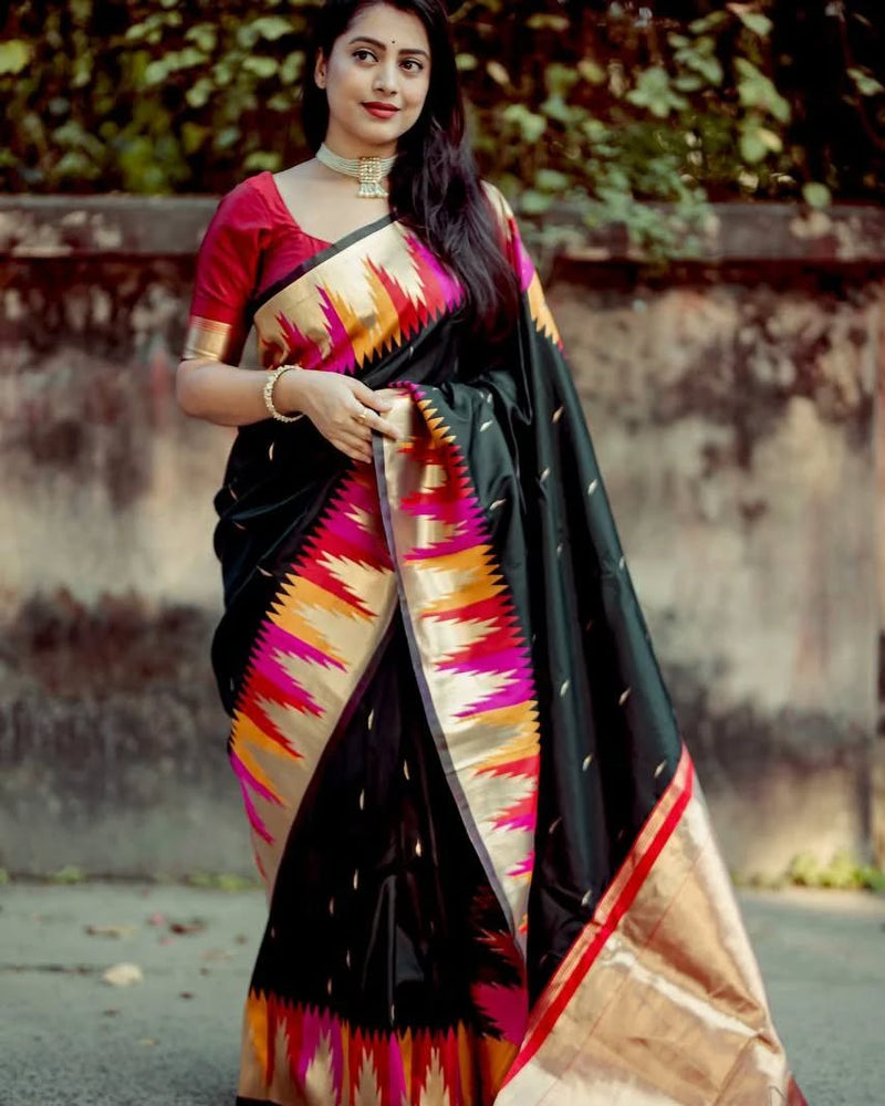 Vestigial Black Soft Silk Saree With Fragrant Blouse Piece