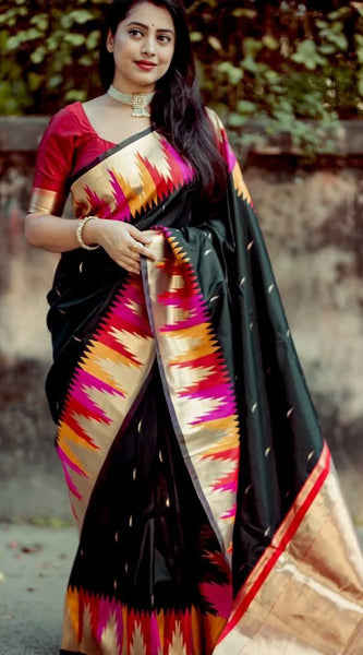 Vestigial Black Soft Silk Saree With Fragrant Blouse Piece