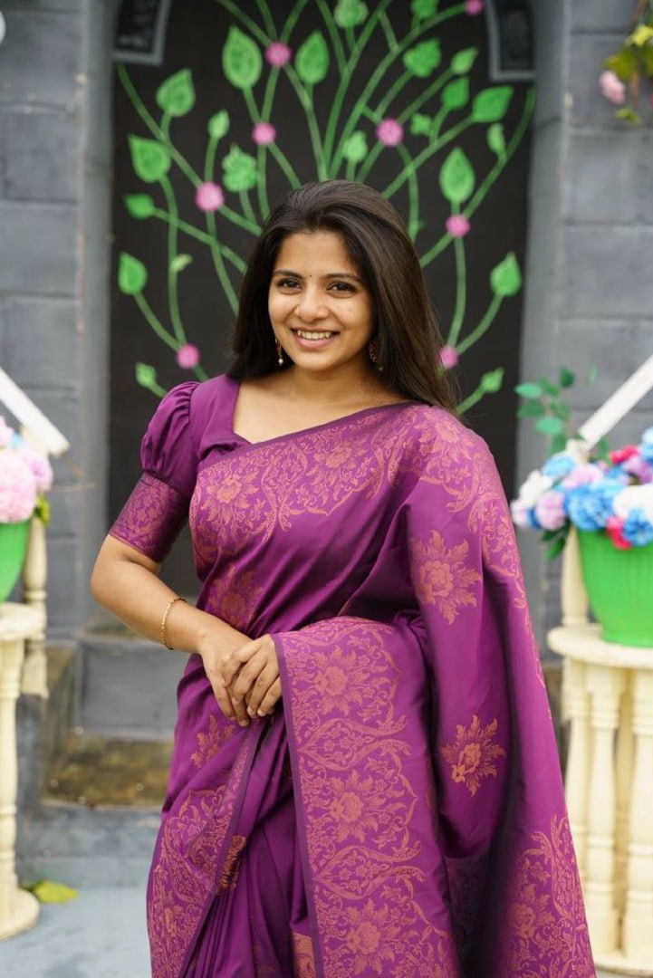 Ephemeral Purple Soft Silk Saree With Excellent Blouse Piece
