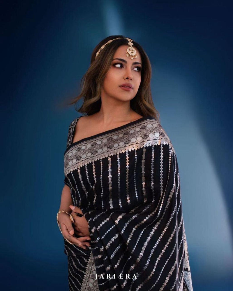 Sensational Black Soft Silk Saree With Gratifying Blouse Piece