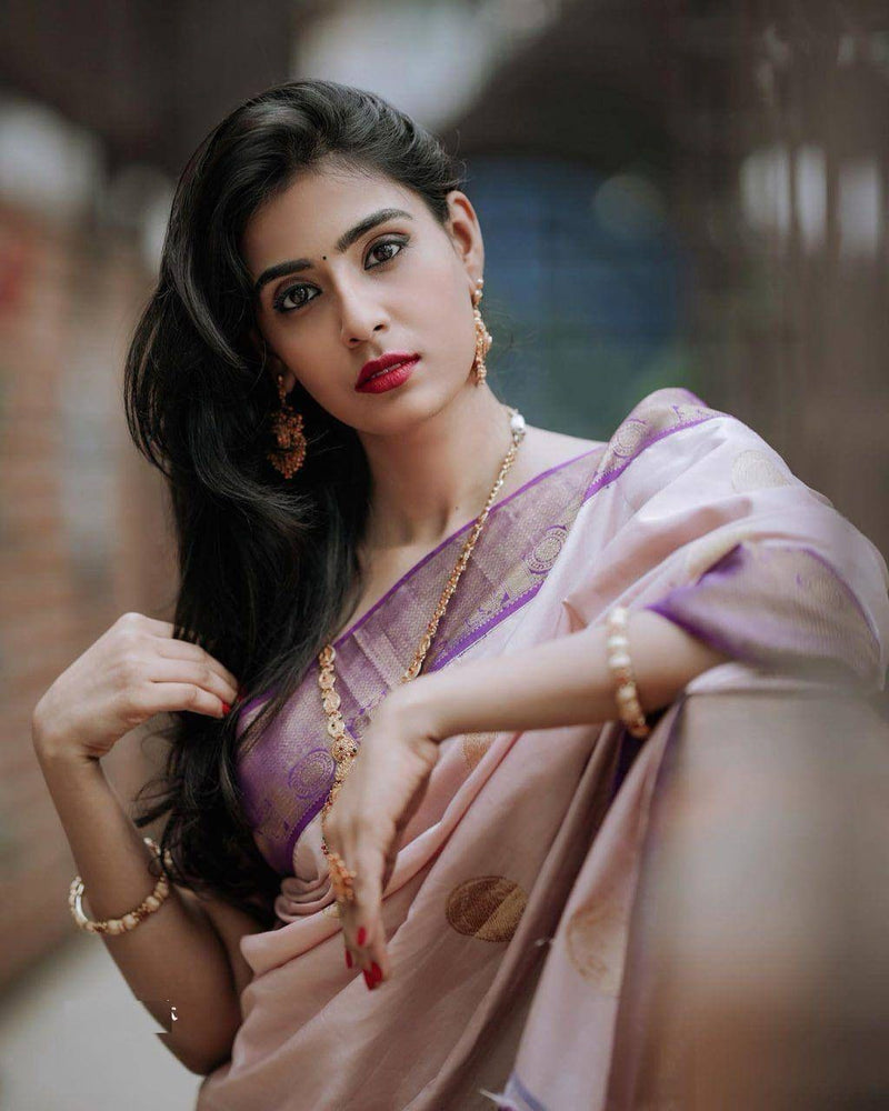 Amazing Off White Kanjivaram Soft Silk Saree With Phenomenal Blouse Piece
