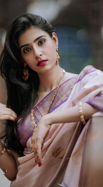 Amazing Off White Kanjivaram Soft Silk Saree With Phenomenal Blouse Piece