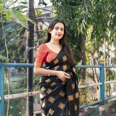 Dissemble Black Soft Silk Saree With Staggering Blouse Piece