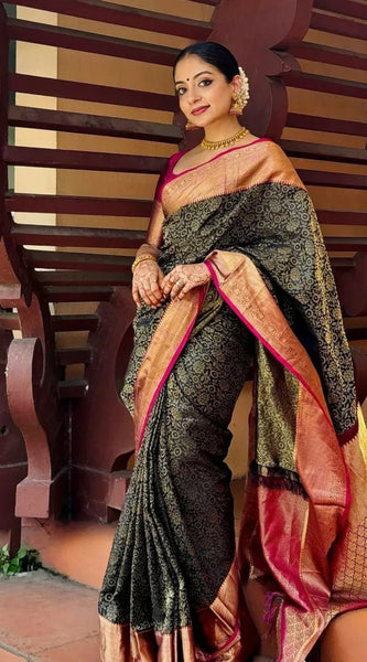 Inspiring Black Soft Silk Saree With Divine Blouse Piece