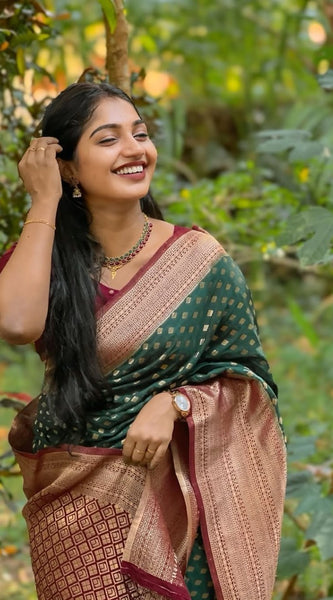 Felicitous Dark Green Soft Silk Saree With Seraglio Blouse Piece