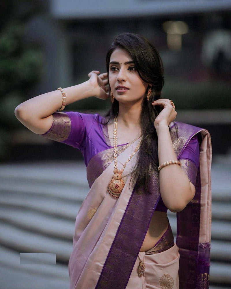 Amazing Off White Kanjivaram Soft Silk Saree With Phenomenal Blouse Piece