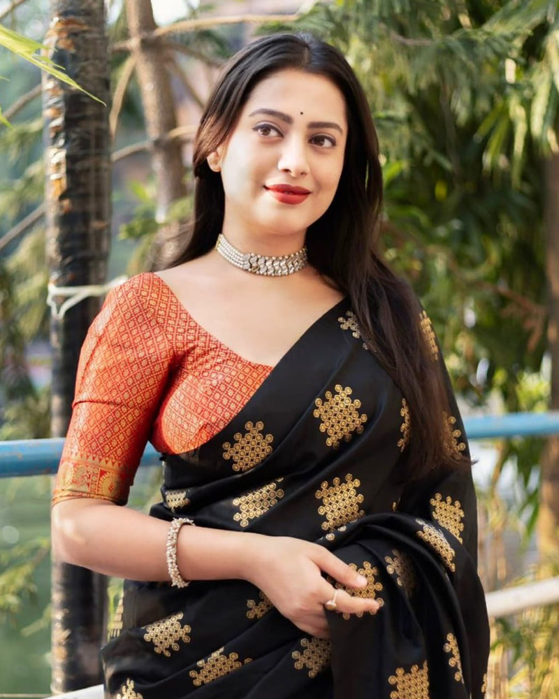 Dissemble Black Soft Silk Saree With Staggering Blouse Piece