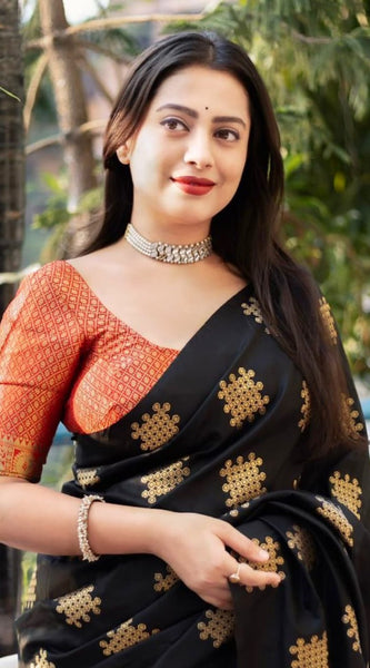 Dissemble Black Soft Silk Saree With Staggering Blouse Piece