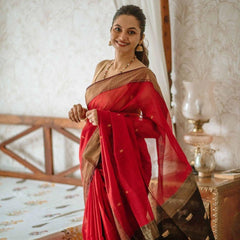 Blooming Red Cotton Silk Saree With Wonderful Blouse Piece