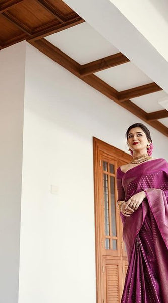 Improbable Purple Soft Silk Saree With Ravishing Blouse Piece