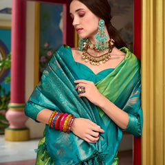 Desiring Pista-Rama Soft Silk Saree With Blissful Blouse Piece